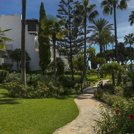 Апартаменты Alhambra Del Mar Марбелья