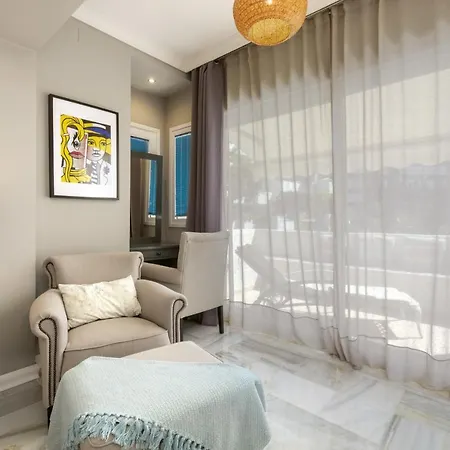 Alhambra Del Mar Apartment *