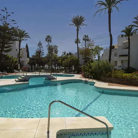 Alhambra Del Mar Apartment Marbella