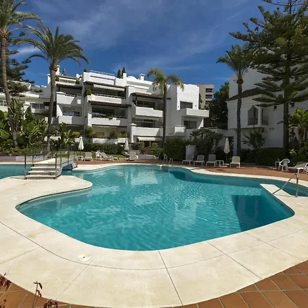 Alhambra Del Mar *