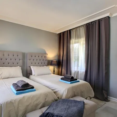 Apartment Alhambra Del Mar Marbella