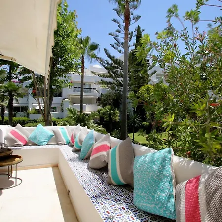 Alhambra Del Mar Apartment