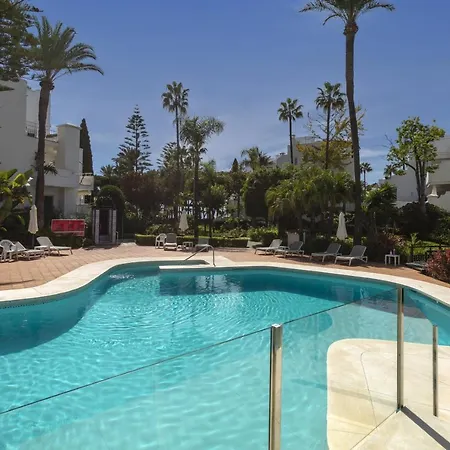 Alhambra Del Mar Apartment