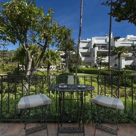 Apartment Alhambra Del Mar