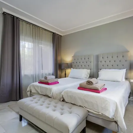 Alhambra Del Mar Apartment Marbella